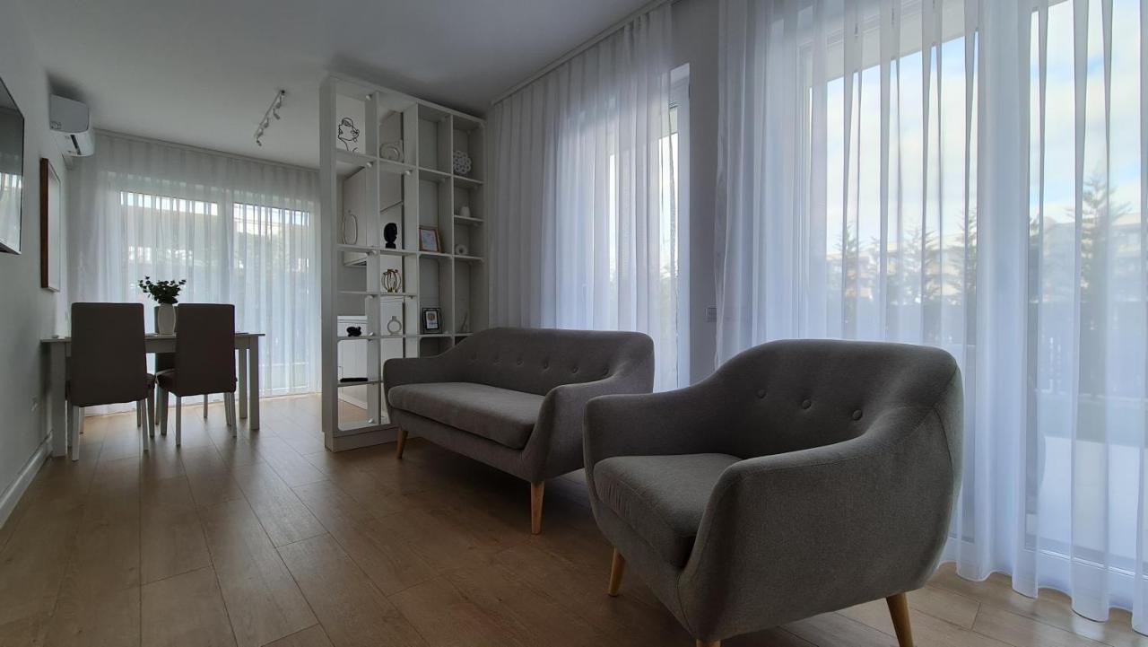 Sara Apartment オラデア エクステリア 写真