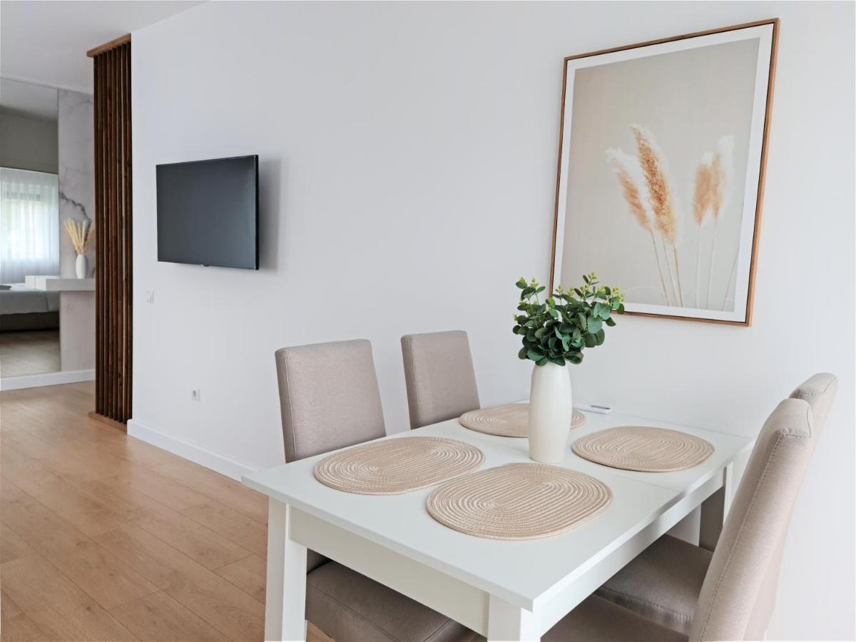Sara Apartment オラデア エクステリア 写真