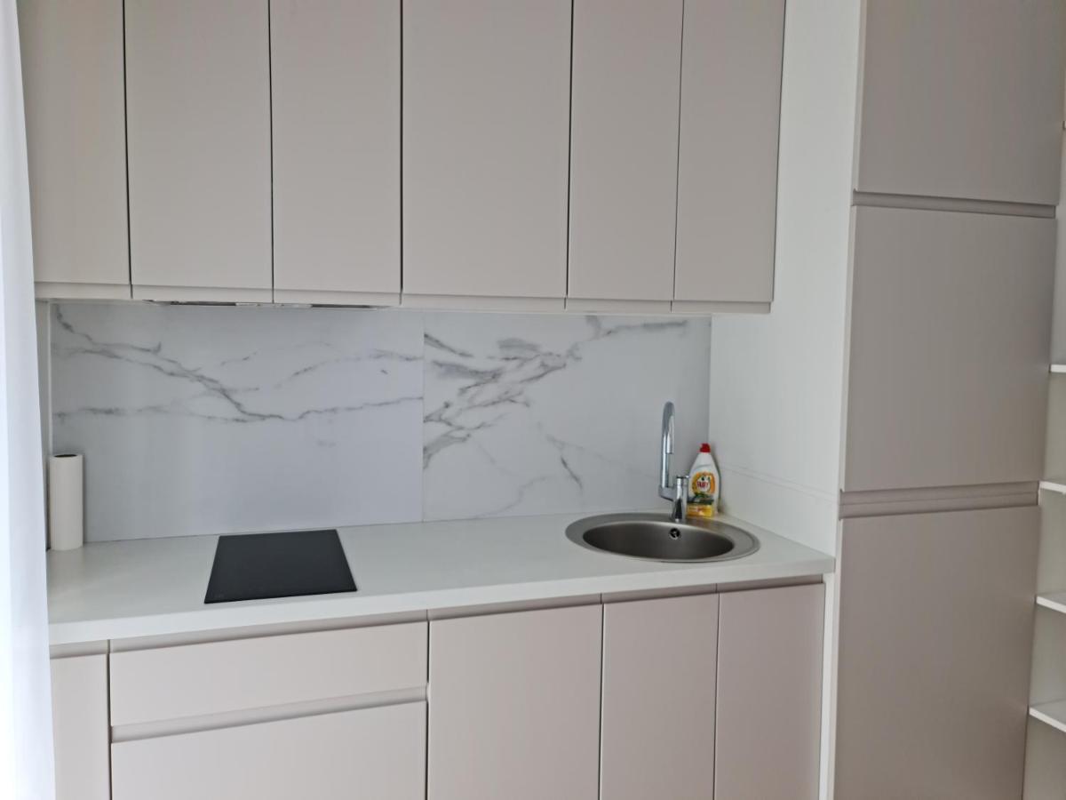 Sara Apartment オラデア エクステリア 写真